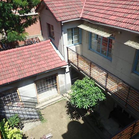 City Hut 1828 Đài Nam Ngoại thất bức ảnh