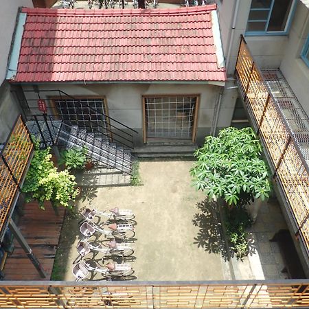 City Hut 1828 Đài Nam Ngoại thất bức ảnh